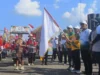 Bupati Heriyus Bersama Wakil Bupati Rahmanto Melepas 61 Peserta Karnaval Budaya Hari Jadi ke-23 Kabupaten Murung Raya